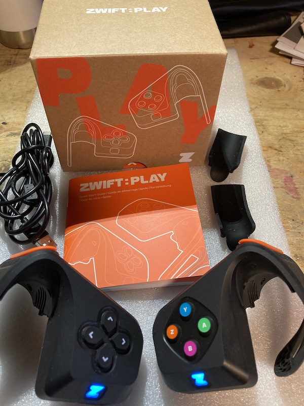 ひ*こ様 Zwift Play 未使用品 新品 日本未発売 ZWIFT PLAY ズイフト用コントローラー