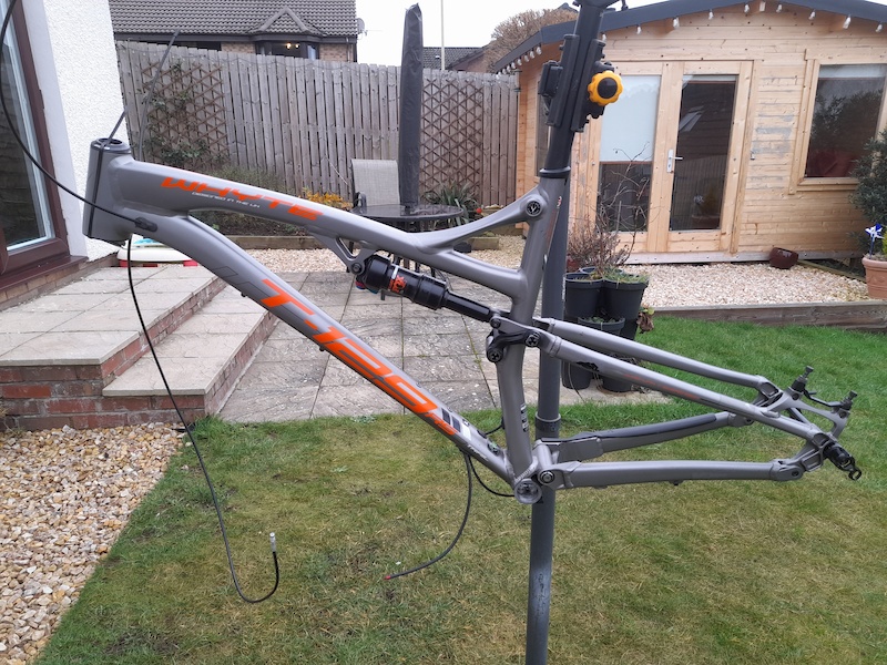 cannondale mens mountain bike