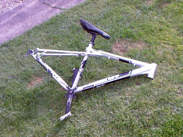 GT Aggressor XC2 with parts For Sale