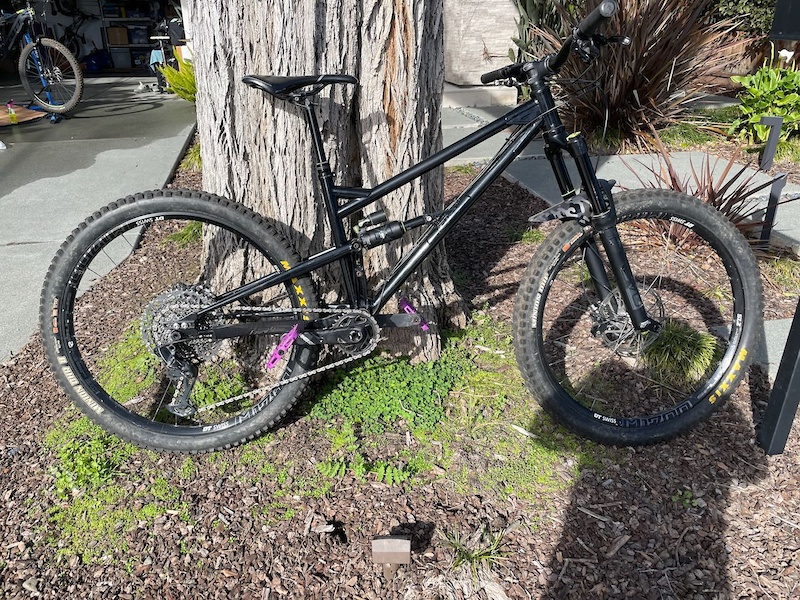 2021 Ferrum LV140 Size (Medium) For Sale