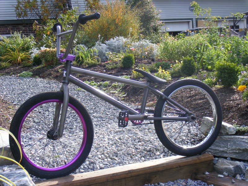 2009 wethepeople recon, put a different seat that i stripped on it, took the brakes and brake lugs off, took the stickers off. soon to have oddyssey purple rains laced to demolition hubs with purple and black spokes.