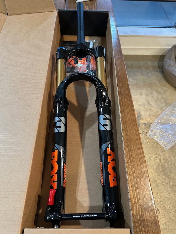 Fourche FOX 36 FACTORY 29 Grip X2 Noir 2026