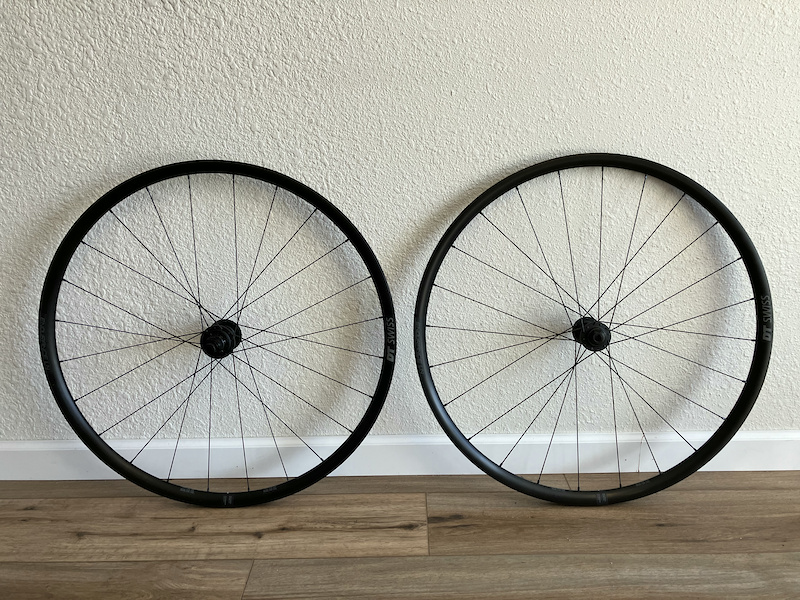 DT SWISS ENDURANCE LN 完組ホイール