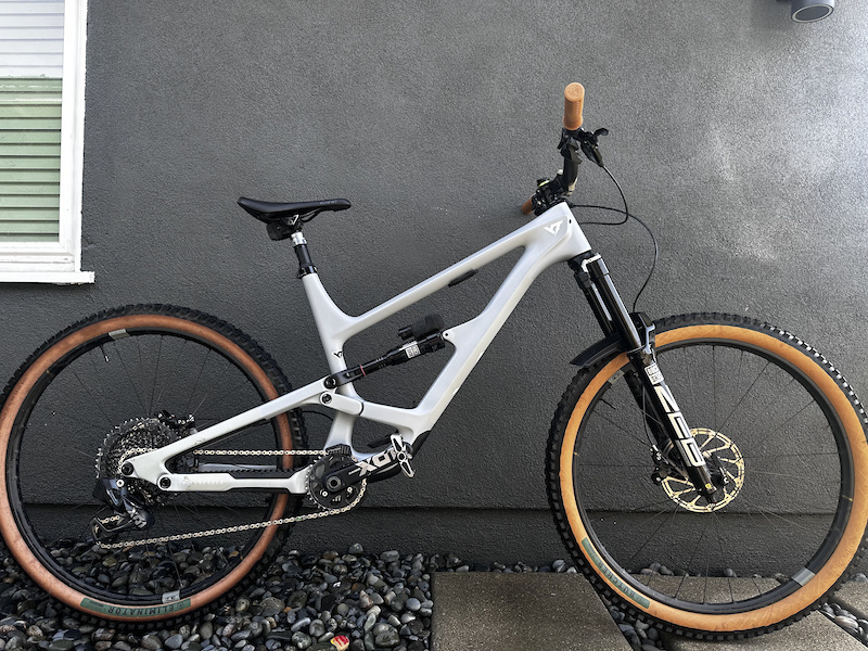 2022 YT Capra Uncaged 6 For Sale