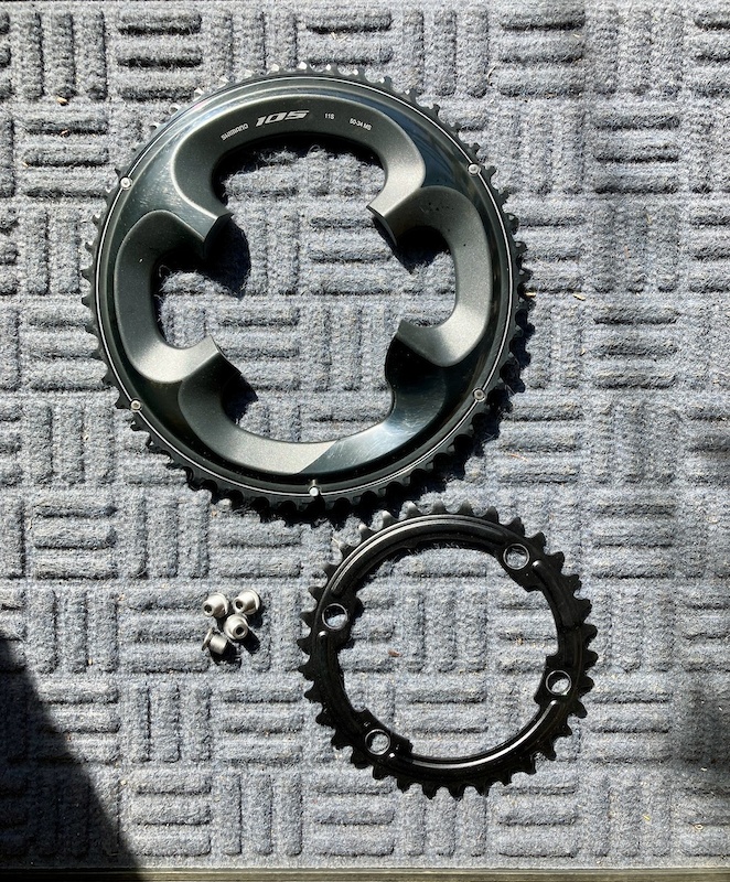 2024 *NEW* SHIMANO 105 R7000 chainring set (50/34) For Sale