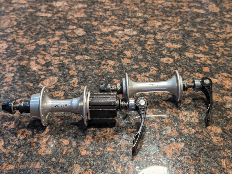 Moyeu avant Shimano THRU XTR | Vélo-Store
