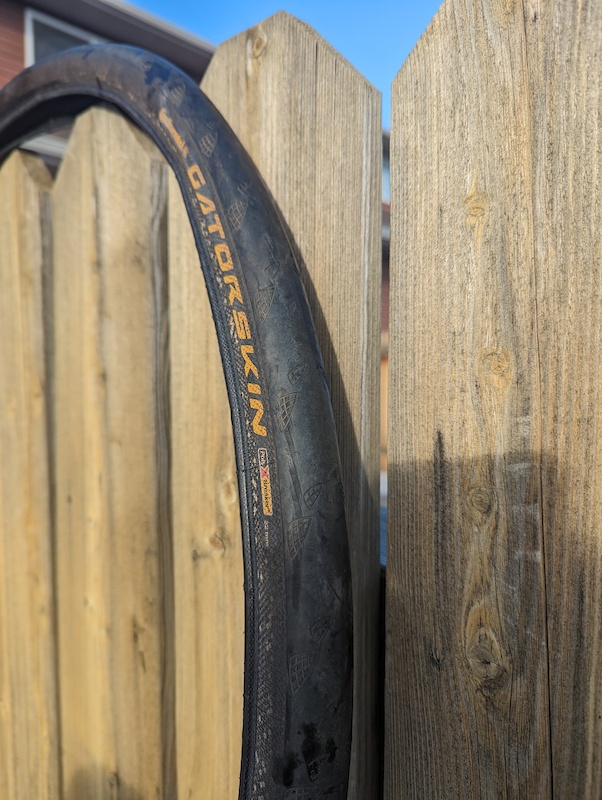 2x Continental Gatorskin 700c x 32mm Folding Bead For Sale