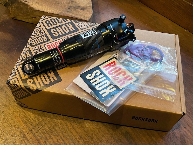 Rockshox Am Rs Dlx Ult Rct 190X40 0L1 Lnl 38Ss C1 | Kerékpár Webshop | Akciós kerékpárok