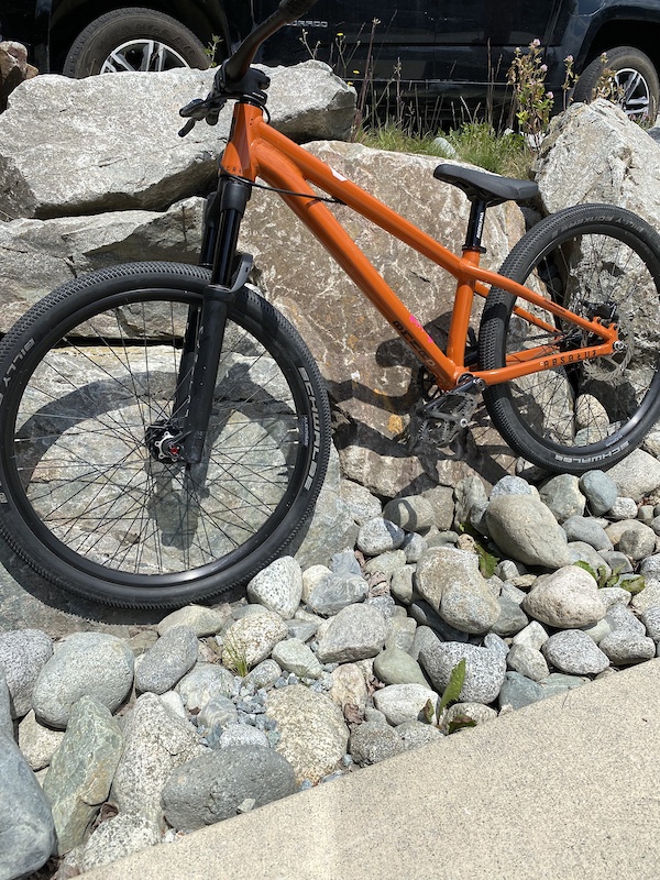 2020 Commencal Absolut 24