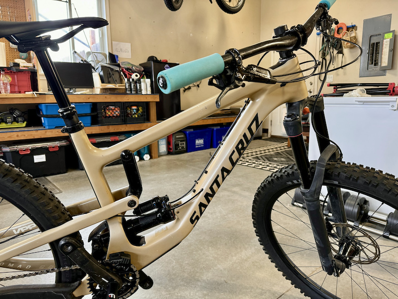 2017 Santa Cruz Nomad 4 CC 27.5 Med Desert Tan For Sale