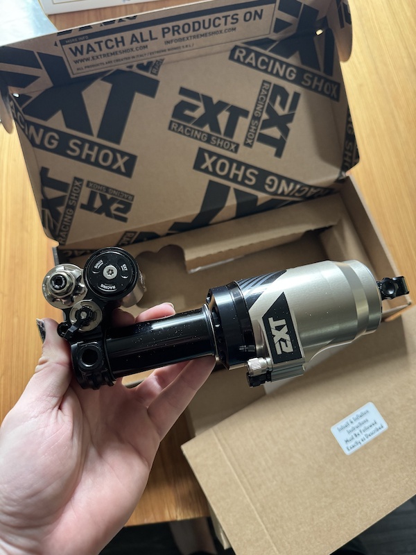 2024 EXT Aria Air shock NEW IN THE BOX For Sale