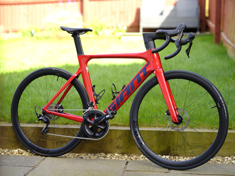 2022 Giant Propel Advanced Disc 2 - Aero Road Bike For Sale