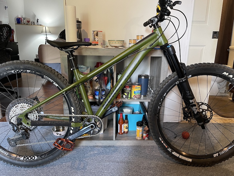 Nukeproof scout 275 expert sale