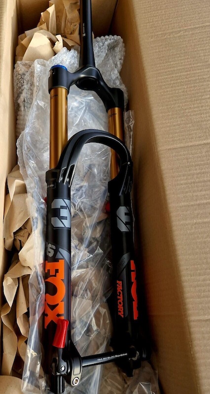 Fourche Fox 36 Float Factory Grip 2 Kashima 29 (27.5