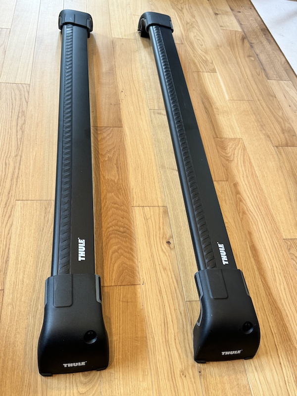 2022 Thule Aeroblade Edge L/XL crossbars for flush rails For Sale