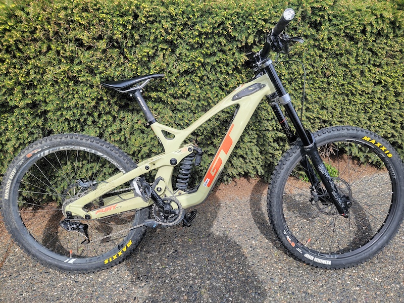 2021 GT Fury Fitz Downhill Bike - Size Medium Frame For Sale