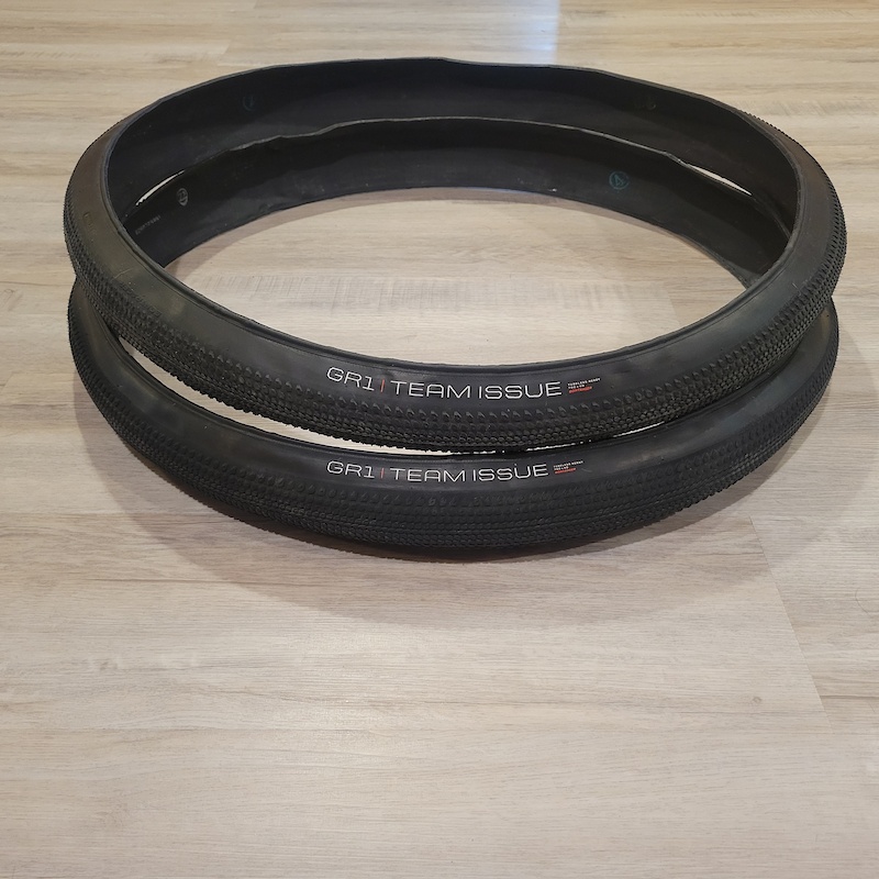 Bontrager GR1 Team Issue Gravel Tire 700 x 40 For Sale