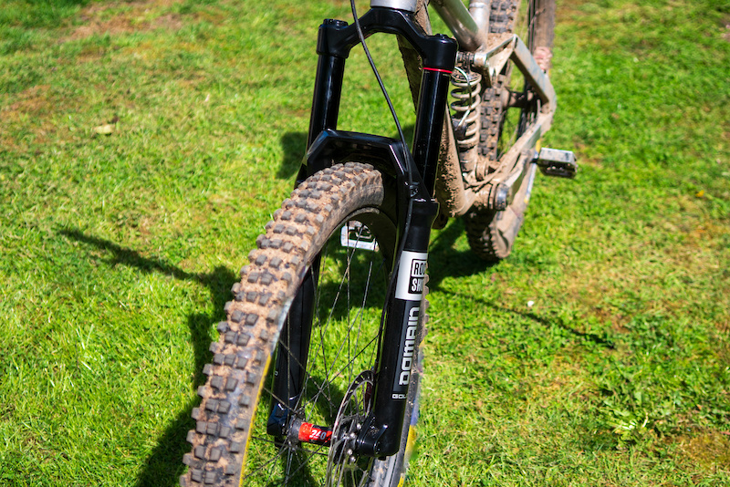 First Ride: The Sub-$600 RockShox Domain and Psylo Forks - Pinkbike