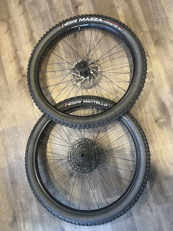2022 Stans Flow with Bear Pawl Hubs For Sale