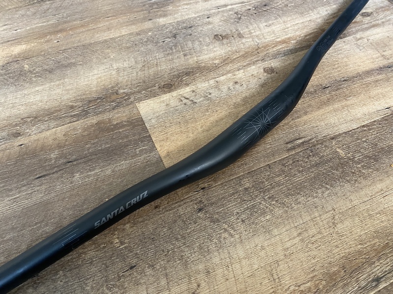 2024 Santa Cruz Carbon Handlebars 20mm Rise 760mm Wide For Sale