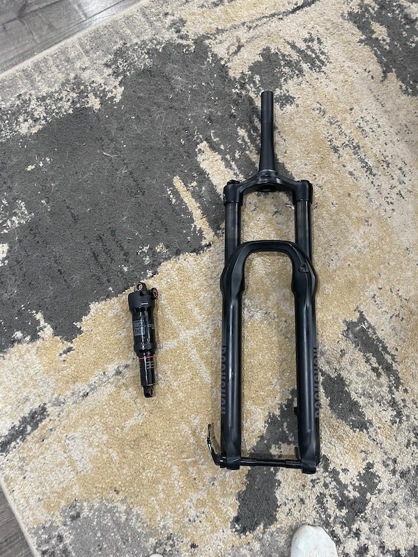 2021 Rockshox 35 Silver TK and Deluxe Select shox For Sale
