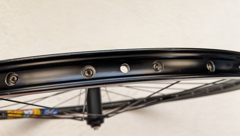 Cannondale CODA Expert/Weinmann ZAC19 26