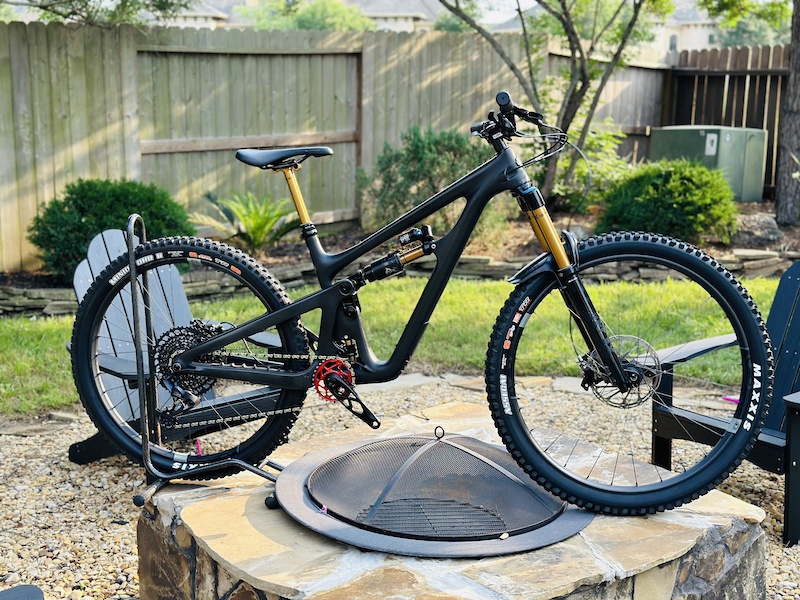 2022 Custom build Yeti SB150 Mullet with Carbon wheels. For Sale