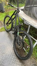 2010 lapierre DH720 For Sale