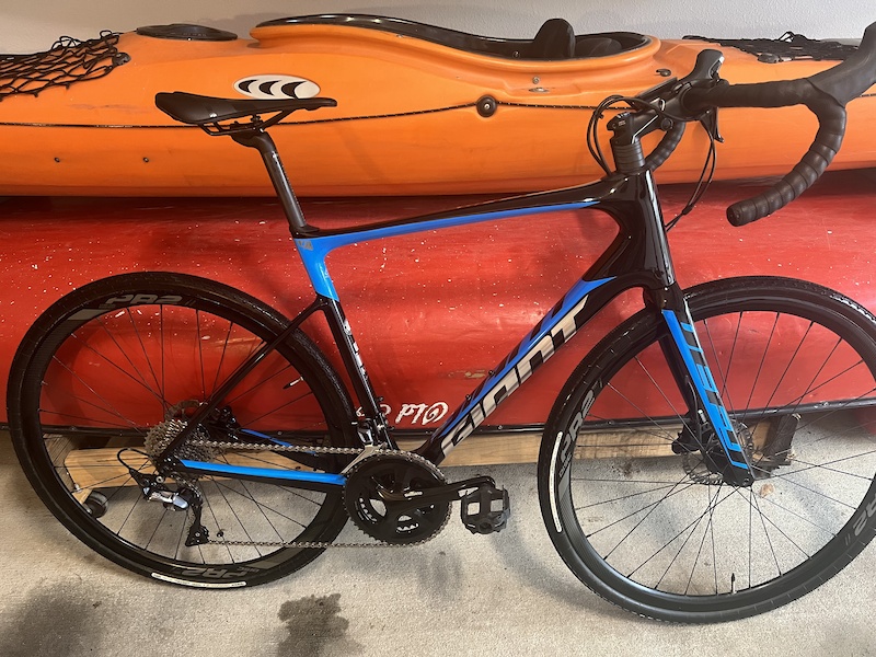 2019 Giant Defy Advanced 1 Road/Light Gravel Bike For Sale