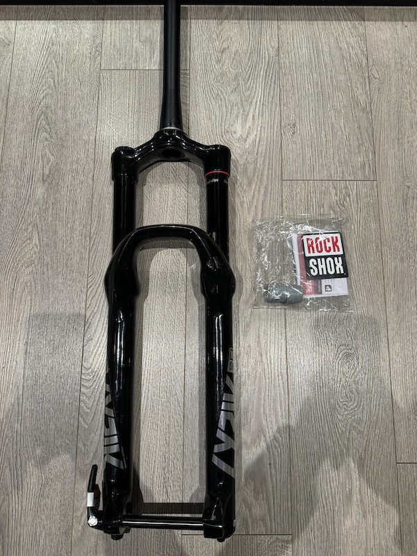 Fourche Rockshox Lyrik Ultimate – 29 Pouces, 160mm, Boost, Charger 3.1 RC2, Neuve
