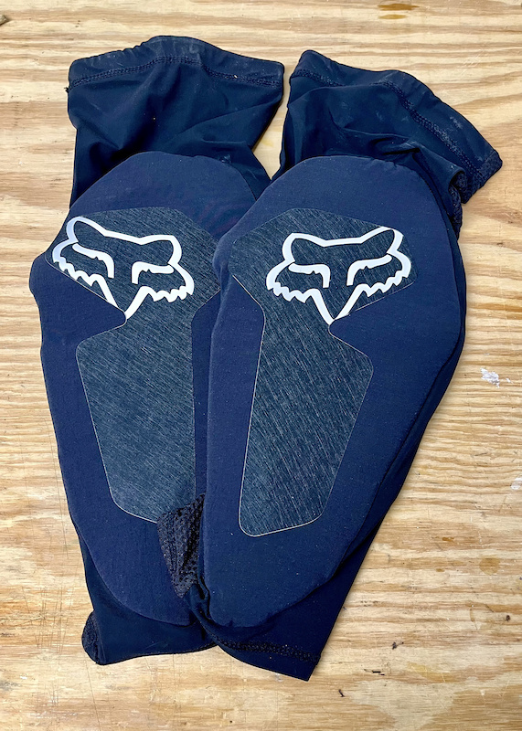 2023 Fox Enduro Pro Knee Pads Size Medium For Sale