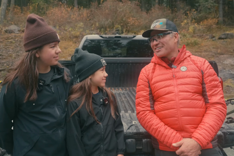 Video: Brett Tippie Reflects on Resilience with Young Indigenous MTB ...