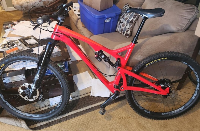 2018 DIAMONDBACK RELEASE 5C - Large Carbon frame For Sale