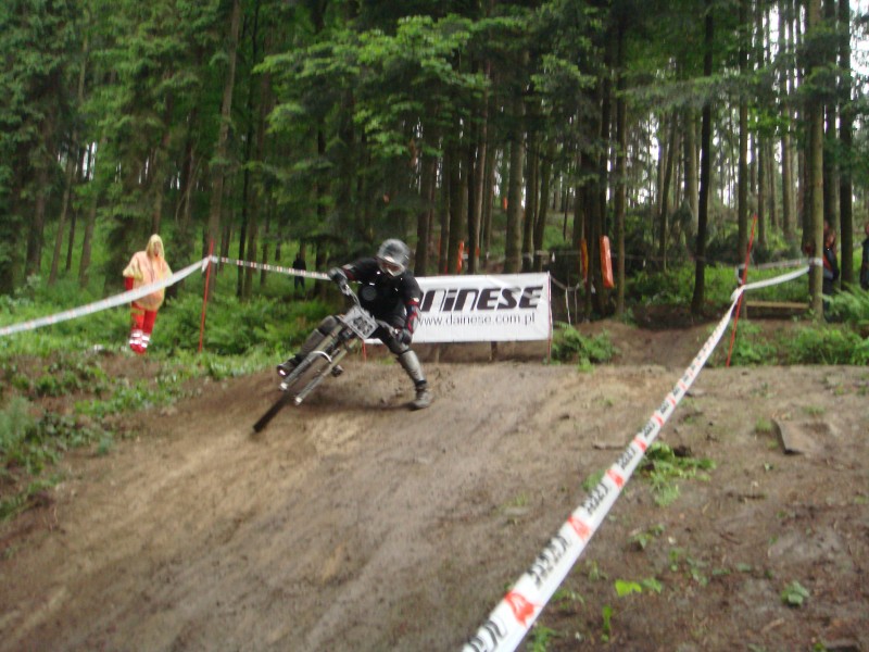 road gap on Dainese DH Contest(or some thing like that):P:P