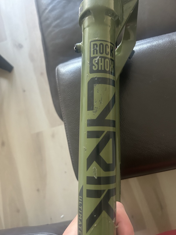 Autocollants De Fourche RockShox Lyrik Ultimate 2023 - Personnalisation VTT, Finition Mate, Vinyle Durable