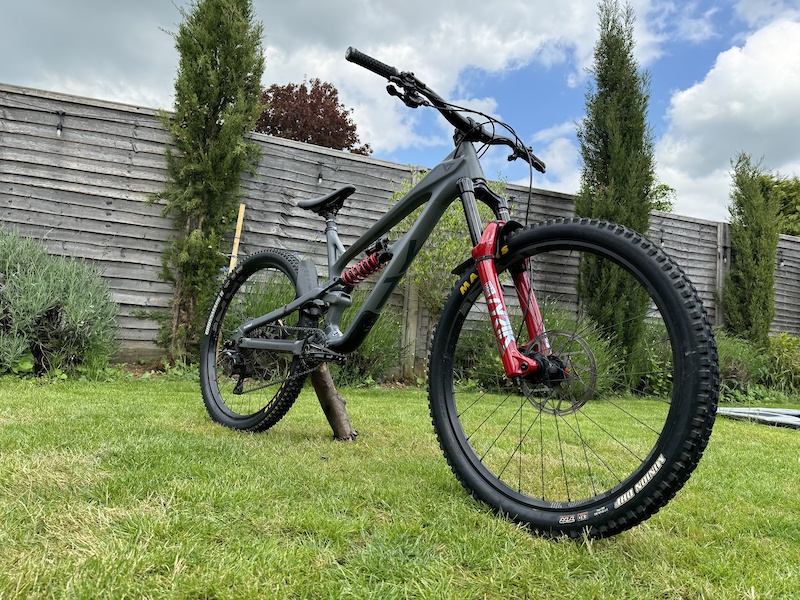 2020 YT Jeffsy 27 CF Custom For Sale