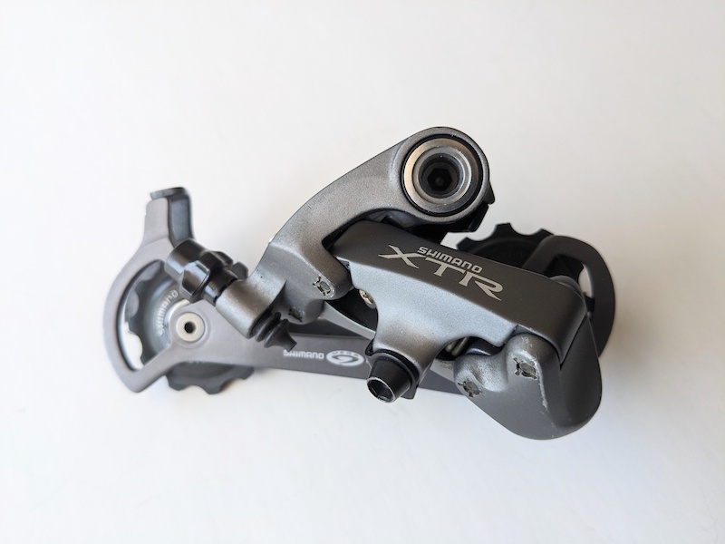 Dérailleur Avant Shimano XTR M952 - Carbone, Montage Pédalier, 9 Vitesses, Occasion Très Bon état