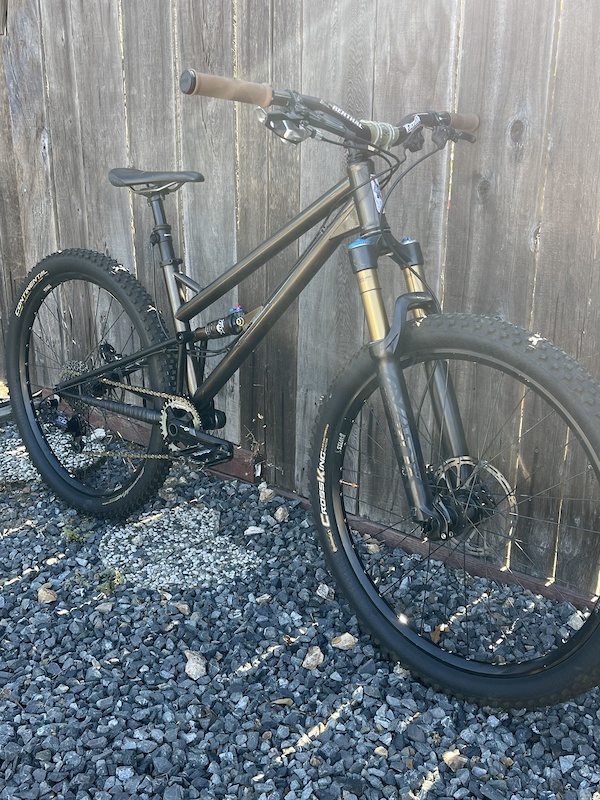 Manubrio BMX S&M Slam Bar In 4130 Cromato - Nero, Bianco, Trans Oro, Per Bici BMX Manubrio BMX S&M Slam Bar In 4130 Cromato - Nero, Bianco, Trans Oro, Per Bici BMX
