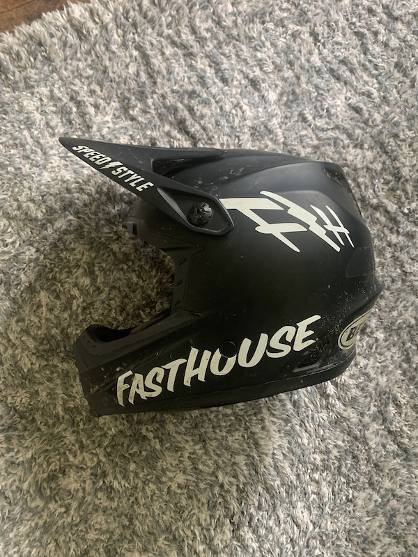 Bell Fasthouse helmet For Sale