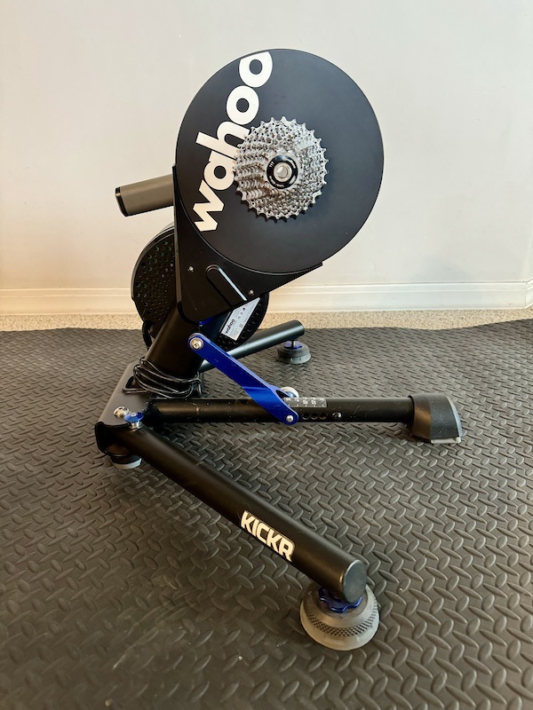 2021 Wahoo Kickr smart trainer V5 For Sale