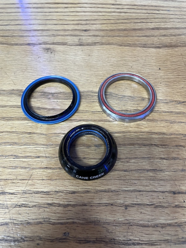 Cane Creek Jeu de Direction - 110 Ceramic - Tapered | IS41/28.6 | IS52 Cane Creek Jeu de Direction - 110 Ceramic - Tapered | IS41/28.6 | IS52