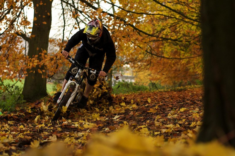 proper autumns day // pic by george bevan - http://www.flickr.com/photos/georgebevan/