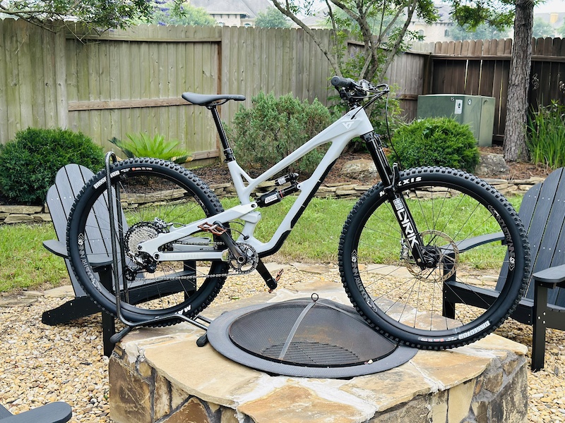 2022 Custom build YT Jeffsy 29er For Sale