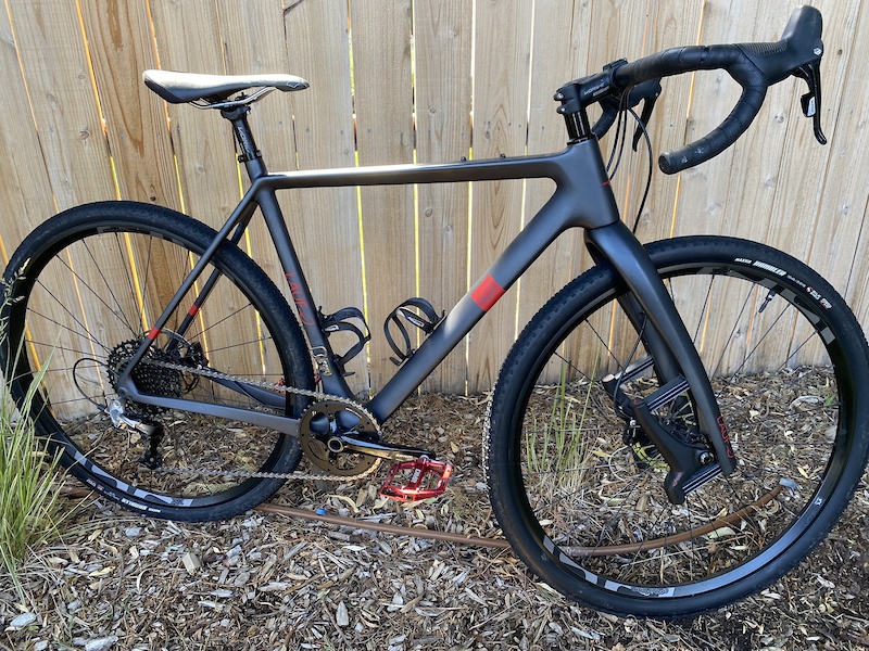 2021 Lauf True Grit Weekend Warrior Medium Like New For Sale