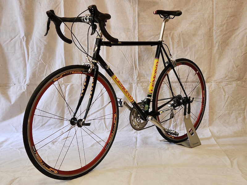Lemond Buenos Aires, 57 CM, Excellent For Sale
