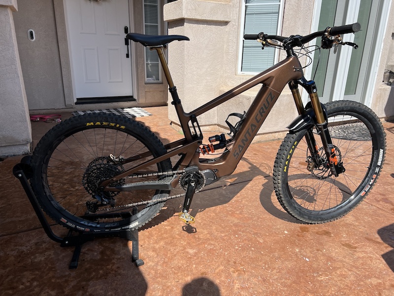 2021 Santa Cruz Bullit with upgrades! For Sale