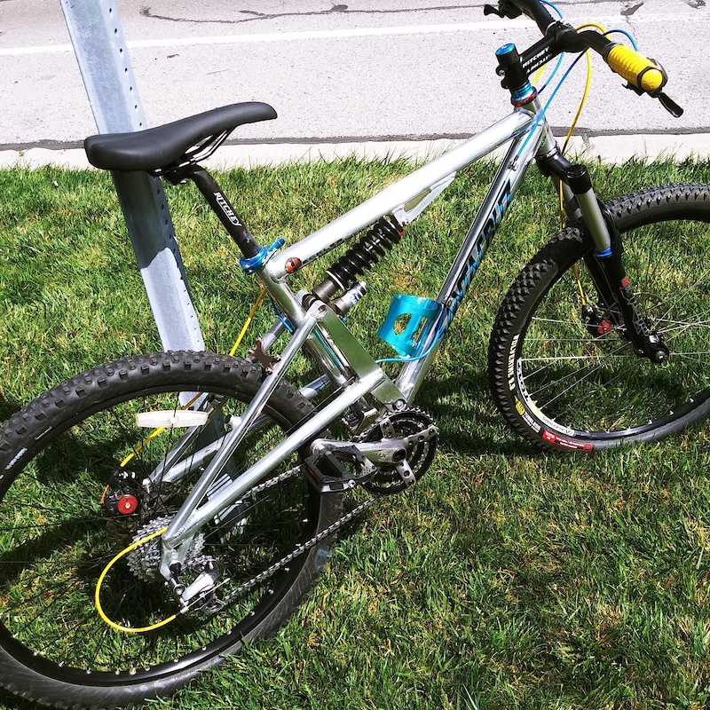 自転車本体 Santa Cruz Heckler 1998 Stolen 1998 Santa Cruz Heckler X