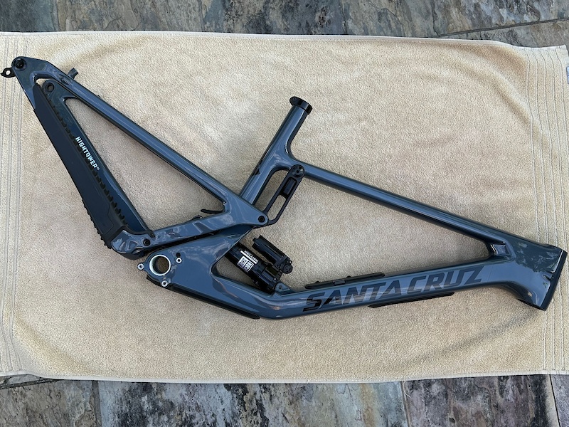2024 Santa Cruz Hightower CC V3 Large Frame For Sale 2024 Santa Cruz Hightower CC V3 Large Frame For Sale