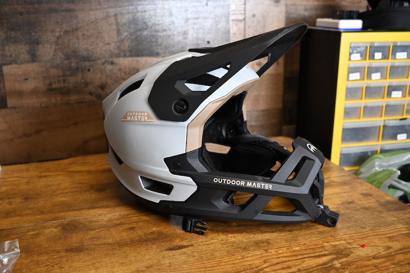 Outdoor Master Full Face Helmet Downhill 2024 Outdoor Master Rhino