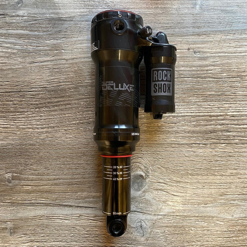 Amortisseur ROCKSHOX SUPER DELUXE ULTIMATE FLIGHT ATTENDANT RC3 HBO DEBONAIR+ Progressive Trunnion pour Specialized Enduro 2020+